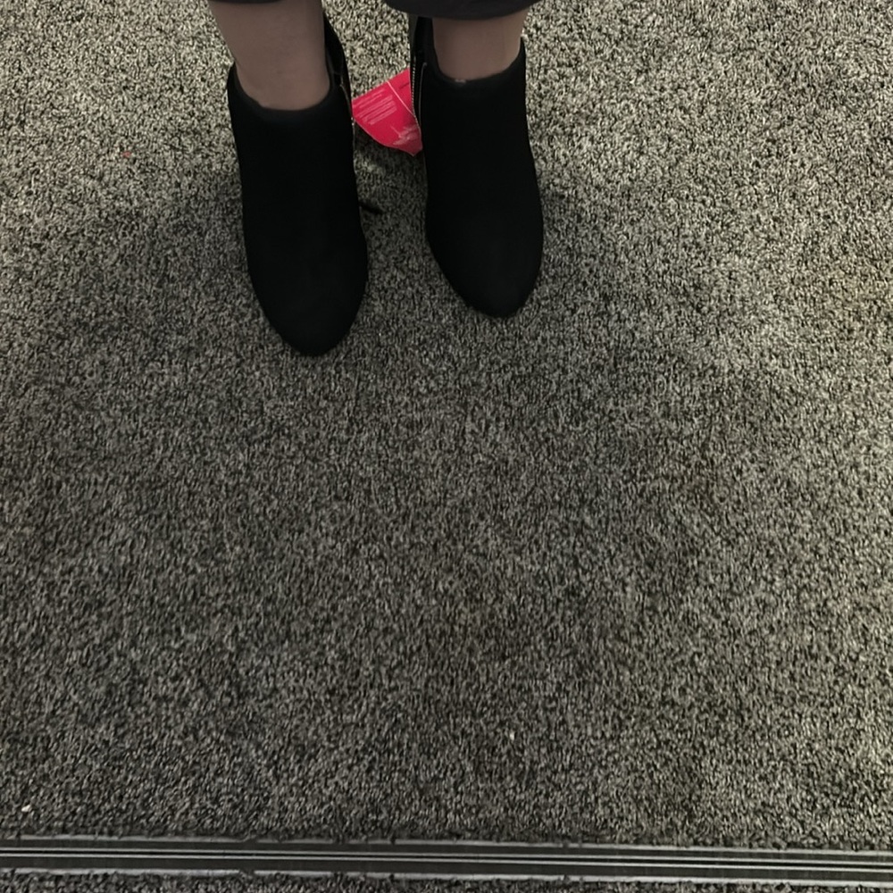 Black heeled boots - size 11 - Picture 9 of 10